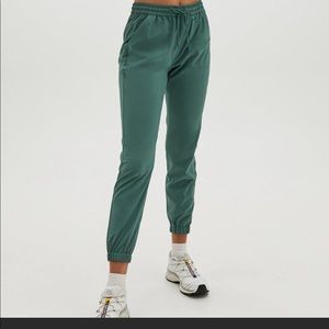 Aritzia TNA Airy Boyfriend Sweatpants Spruce Green